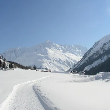 Sonnalm Sankt Leonhard im Pitztal
